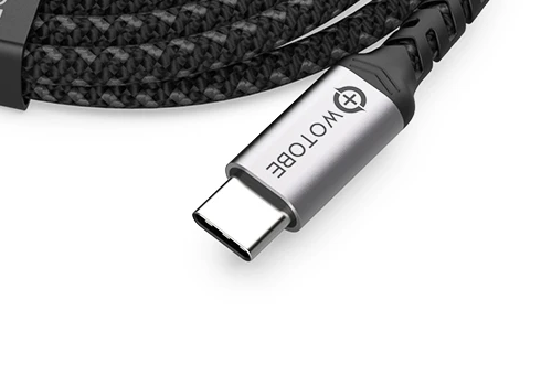 Câble tressé USB-C vers USB-C avec connecteur USB-C